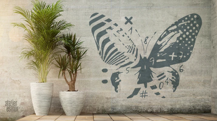 Fresque murale extérieure représentant un papillon réalisée sur une terrasse par l’Atelier Esther